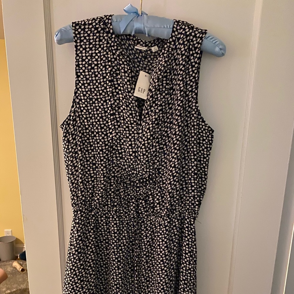 Gap sun dress new with tags never worn